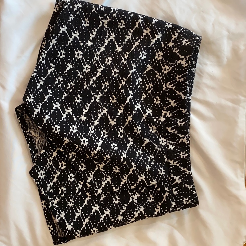 Aqua black and white skort